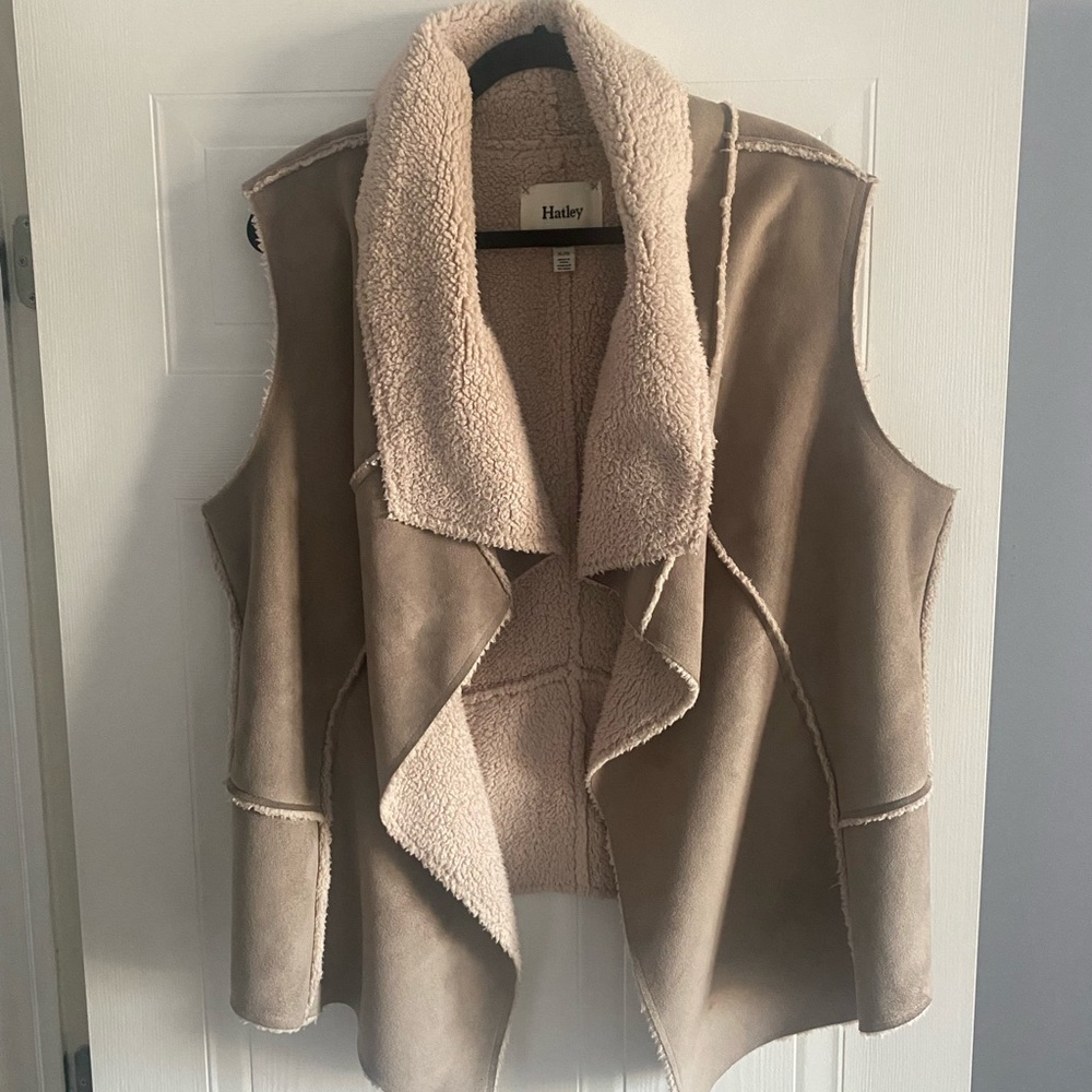 SUPER soft faux suede Sherpa vest